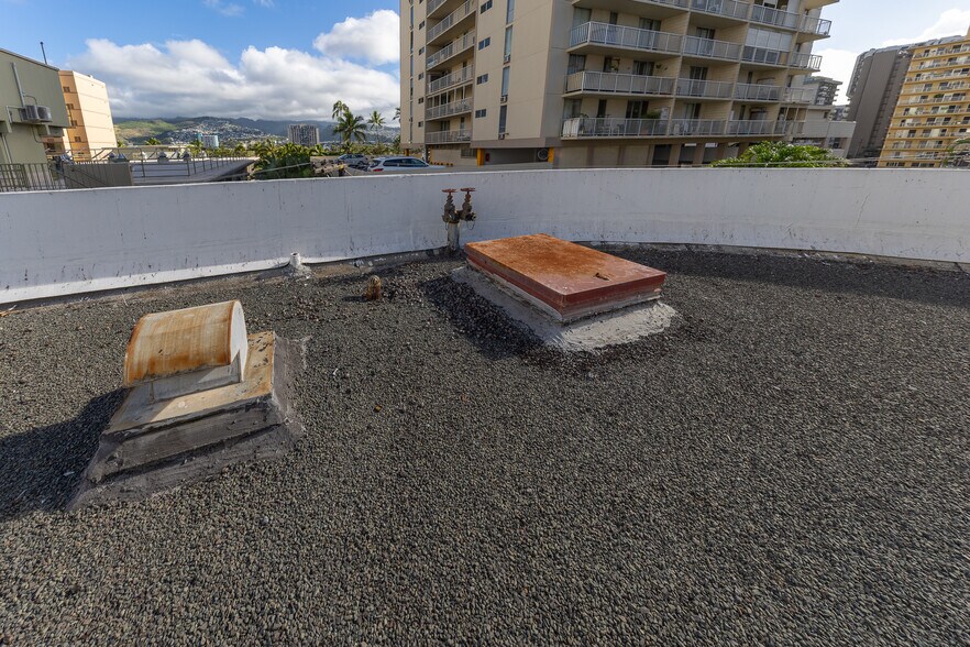 More Photos Of 250 Kapili St, Honolulu Apartments For Sale