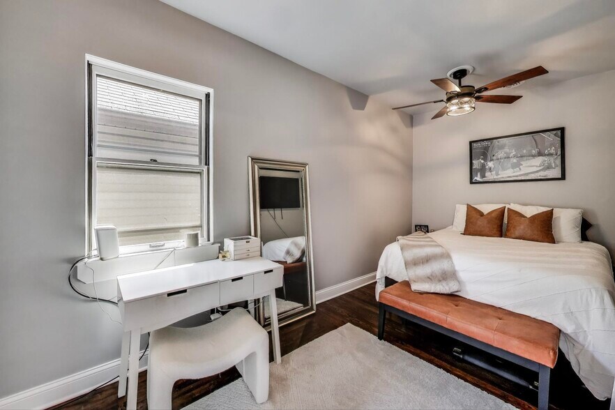 More Photos Of 1103 W Grand Ave, Chicago Apartments For Sale