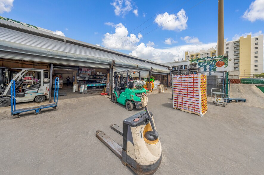 More Photos Of 1305 NW 22nd St, Miami Refrigeration Cold Storage For Sale