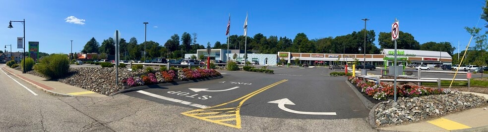 More Photos Of 380 Maple Ave, Shrewsbury Unknown For Lease