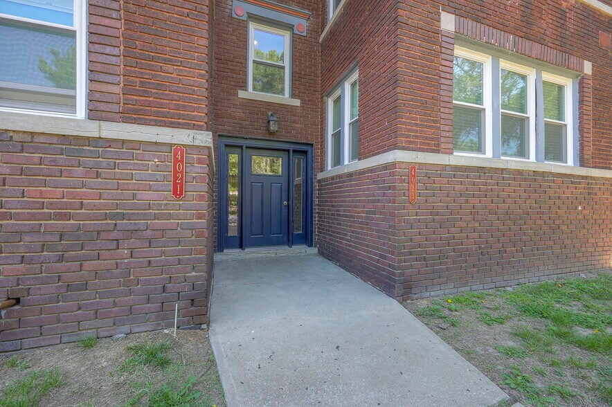 More Photos Of 4017-4023 Harrison St, Kansas City Apartments For Sale