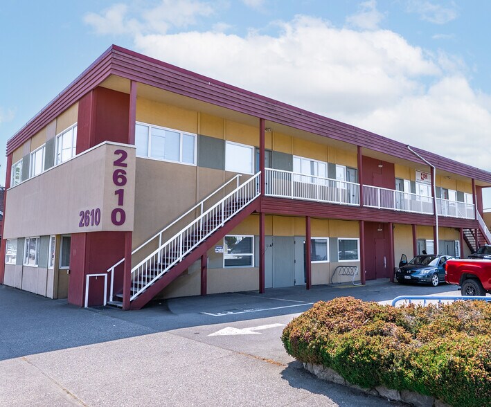 More Photos Of 2610 Douglas St, Victoria Office For Lease