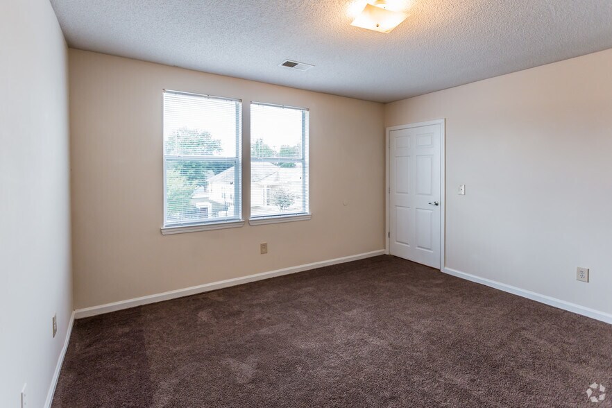 More Photos Of 1528 Ragan St, Memphis Apartments For Sale