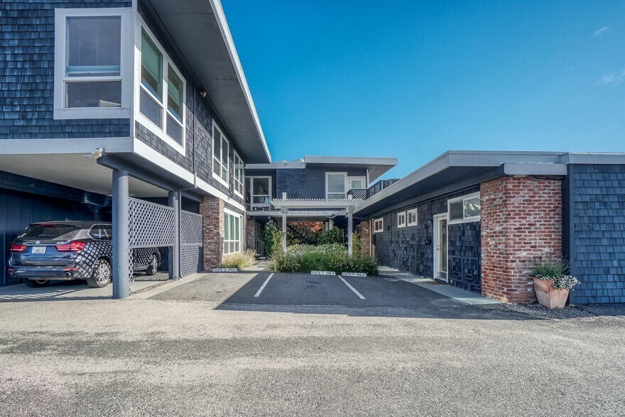 More Photos Of 125-131 Camino Alto, Mill Valley Office For Lease