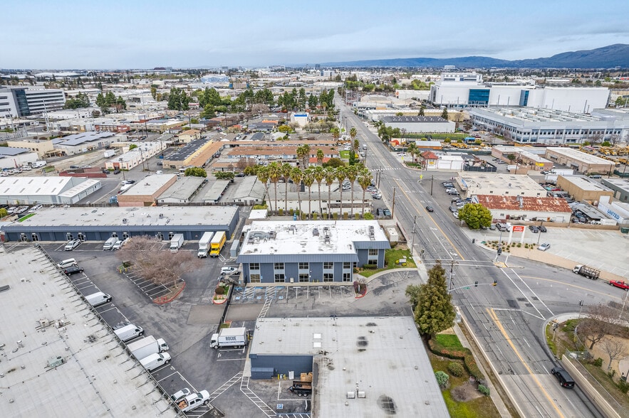More Photos Of 1900 Lafayette St, Santa Clara Loft Creative Space For Sale