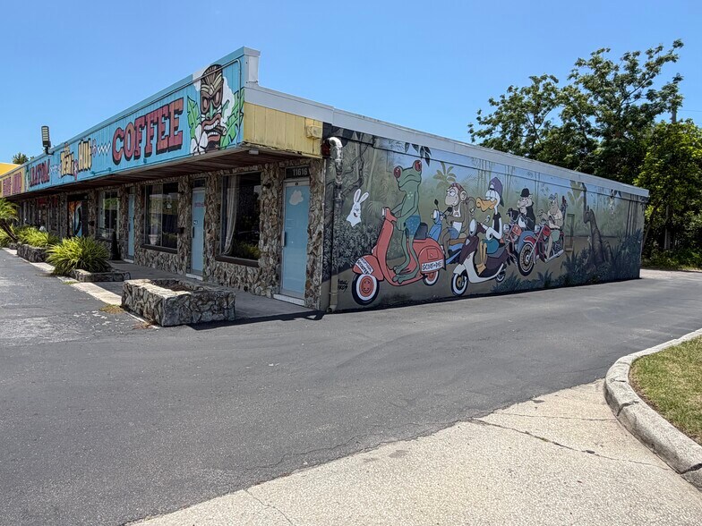 More Photos Of 11600 Seminole Blvd, Largo Unknown For Lease