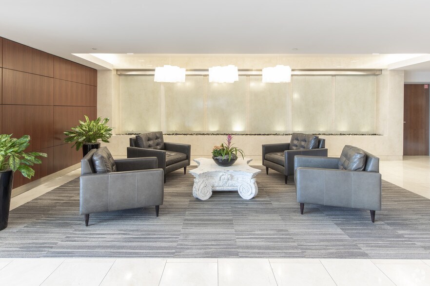 More Photos Of 5905 E Galbraith Rd, Cincinnati Office For Lease