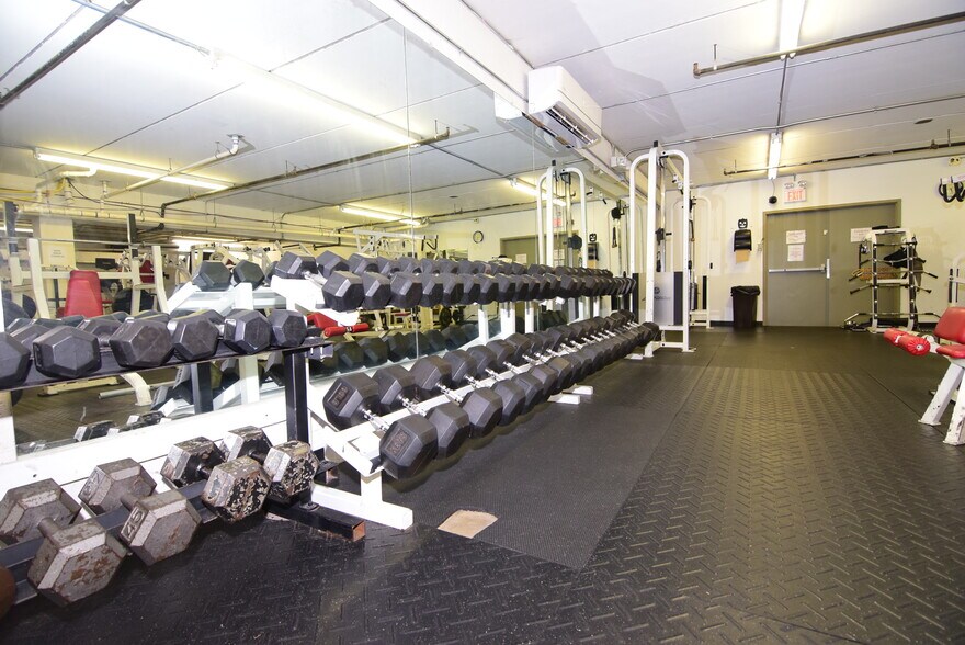 More Photos Of 1510-1520 Martin St, State College Sports And Entertainment For Lease