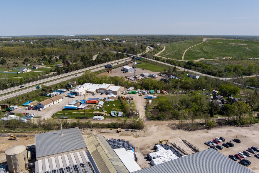 More Photos Of 3090 W Cook Rd, Grand Blanc Showroom For Sale