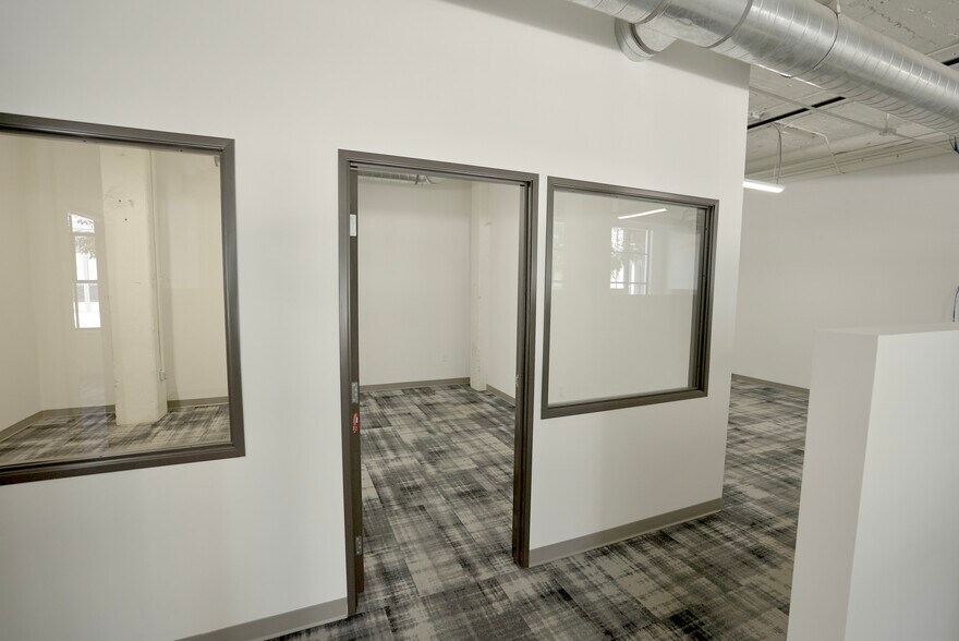 More Photos Of 1355 Palmetto St, Los Angeles Loft Creative Space For Lease