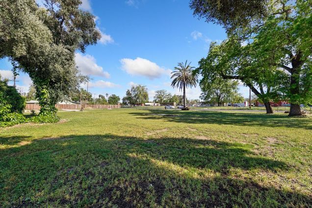 Primary Photo Of 1223 Armfield Ave, Woodland Land For Sale