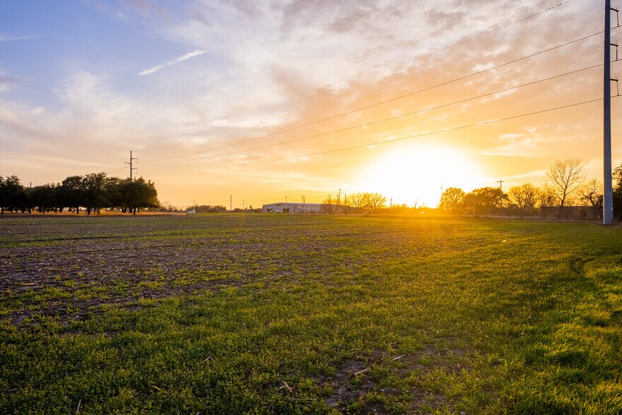 More Photos Of 0 123 Bypass, Seguin Land For Sale