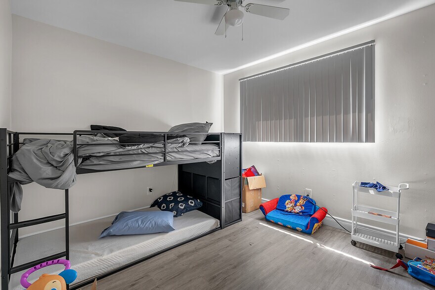 More Photos Of 9201 Kennedy Ave, Highland Apartments For Sale