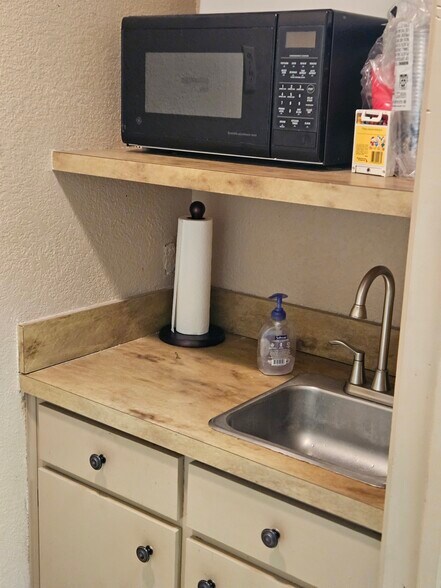 More Photos Of 2315 Roosevelt Dr, Arlington Office Residential For Sale