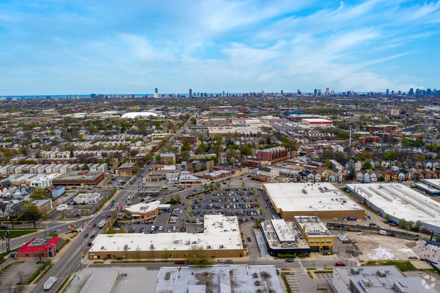 More Photos Of 3517 N Spaulding Ave, Chicago Restaurant For Lease