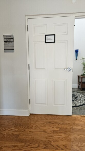 More Photos Of 3001 W Azeele St, Tampa Office For Lease