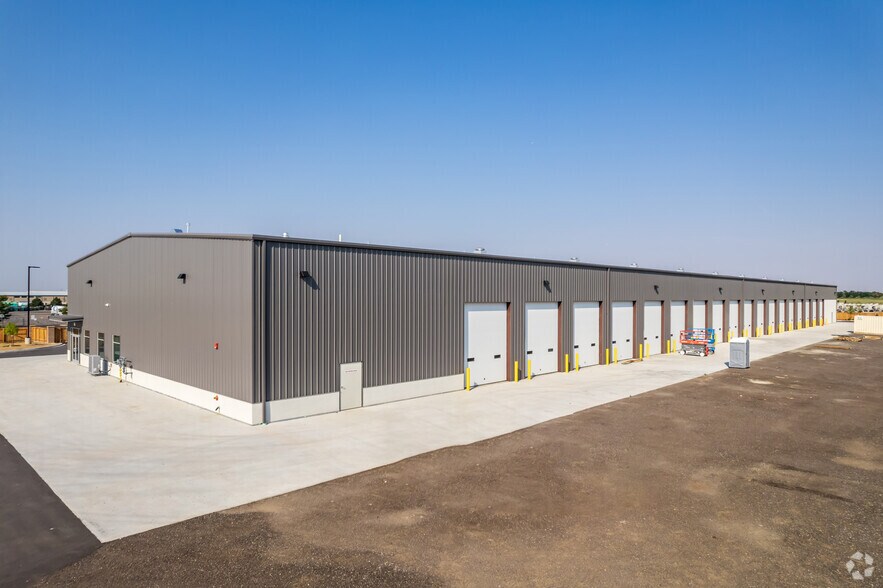 More Photos Of 8780 E 93rd Pl, Commerce City Distribution For Lease