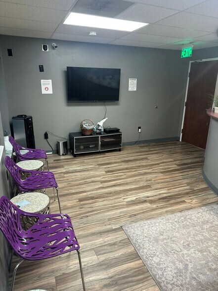 More Photos Of 4839 Wisconsin Ave NW, Washington Medical For Sale