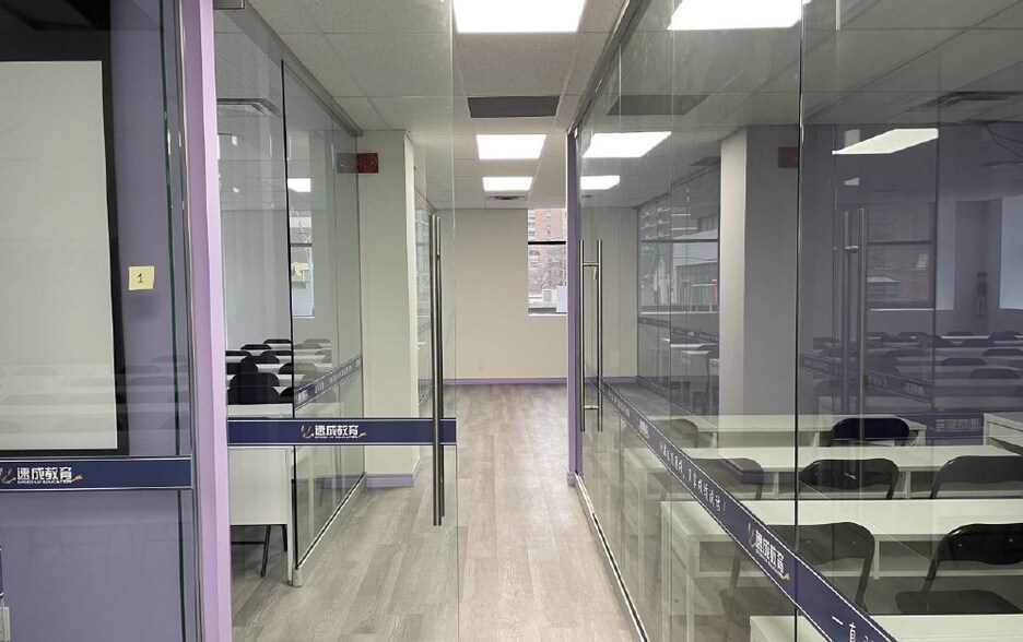 More Photos Of 6 Charles St E, Toronto Storefront Retail Office For Lease
