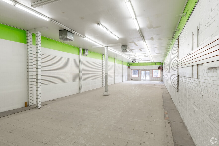 More Photos Of 605-607 S 605 & 607 S Stanton St, El Paso General Retail For Sale