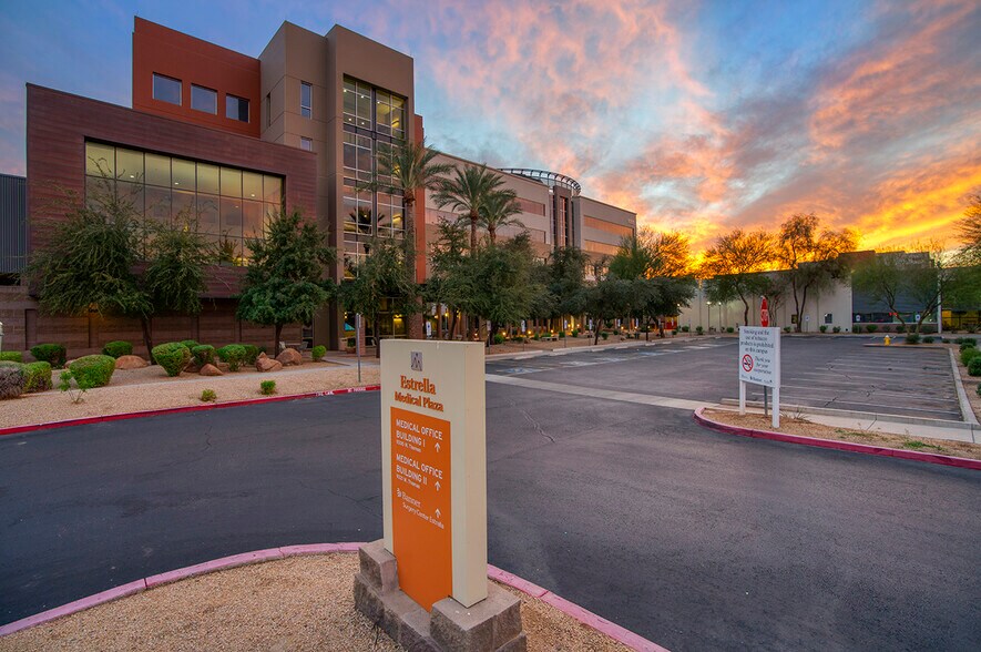 More Photos Of 9305 W Thomas Rd, Phoenix Medical For Lease