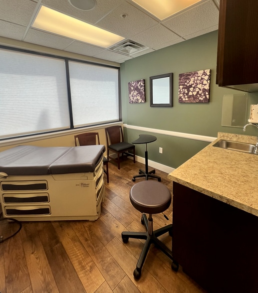 More Photos Of 1055 N 300 W, Provo Medical For Lease