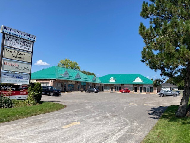 More Photos Of 600 Dundas St E, Belleville Freestanding For Sale