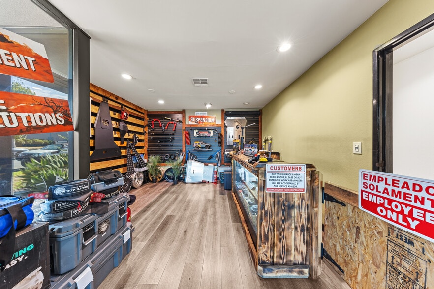 More Photos Of 23282 Peralta Dr, Laguna Hills Warehouse For Sale