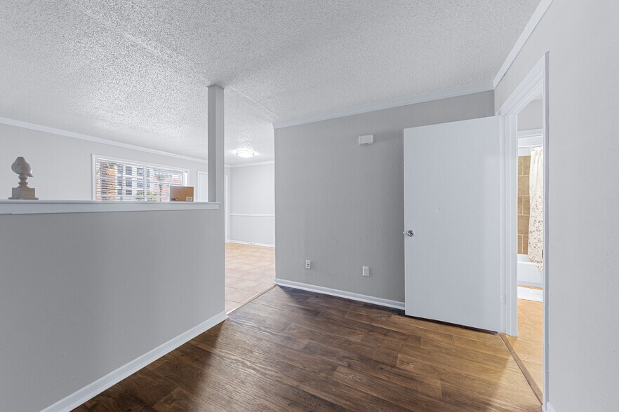 More Photos Of 4645 Ocean Dr, Corpus Christi Apartments For Sale