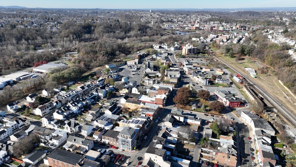 More Photos Of 398-400 S Main St, Phillipsburg Apartments For Lease