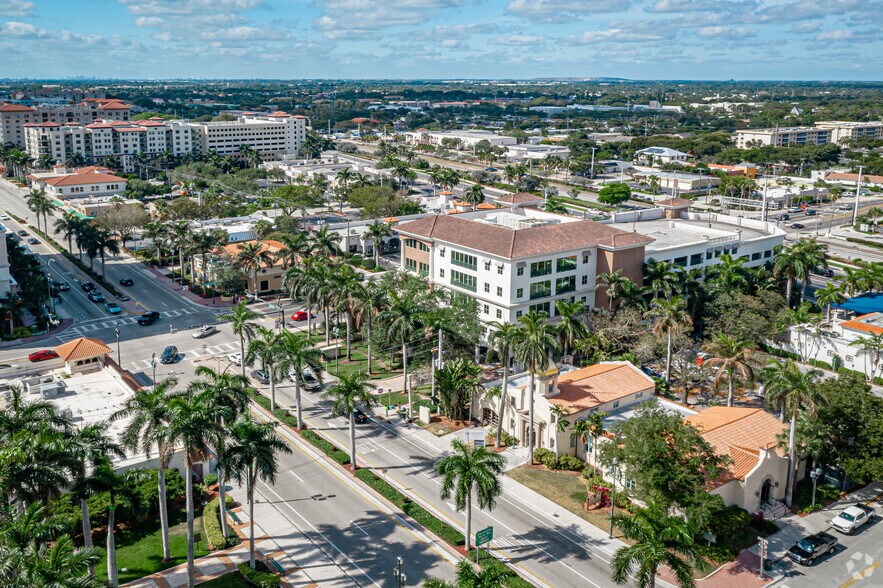 More Photos Of 1 N Federal Hwy, Boca Raton Office For Lease