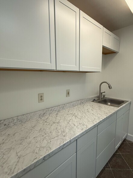 More Photos Of 1000 24th St S, Birmingham Medical For Sale