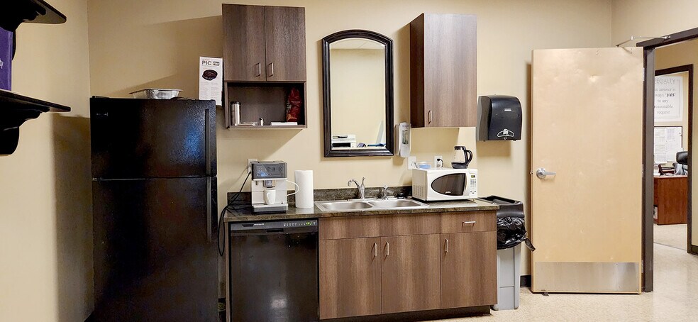 More Photos Of 11407 W 24th St, Greeley Warehouse For Sale