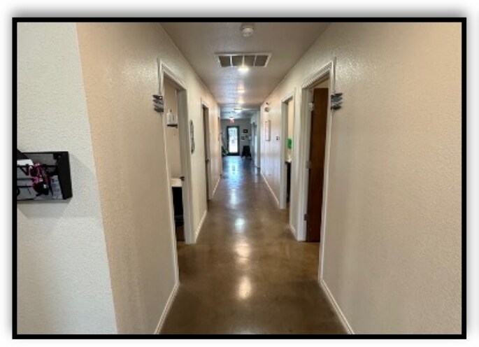 More Photos Of 200 Sydney Blvd, Thorndale Office For Lease