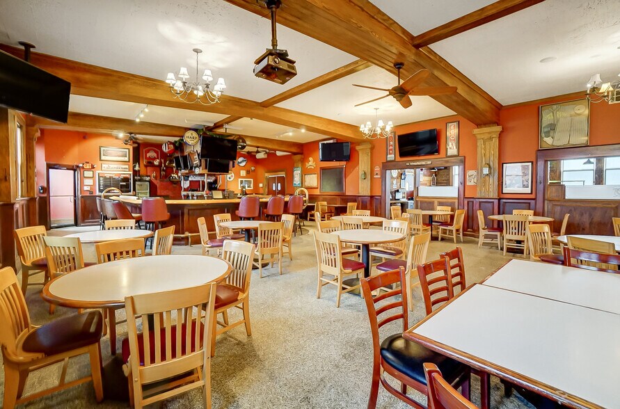 More Photos Of 126 W High St, Springfield Lodge Meeting Hall For Sale