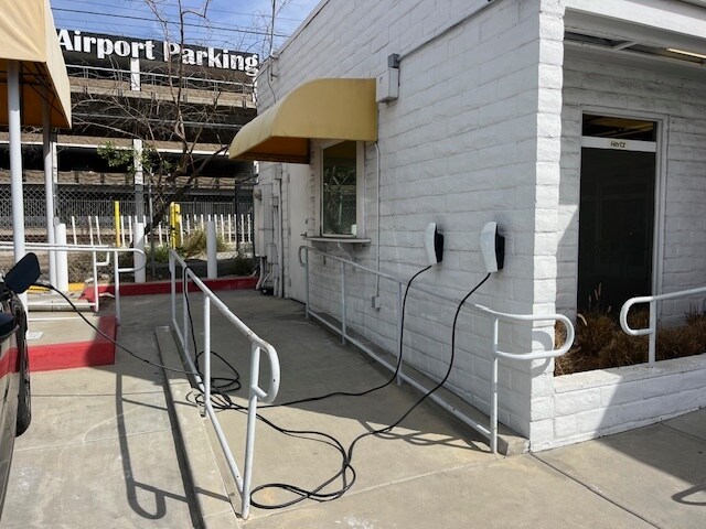 More Photos Of 1120 W Laurel St, San Diego Auto Dealership For Lease