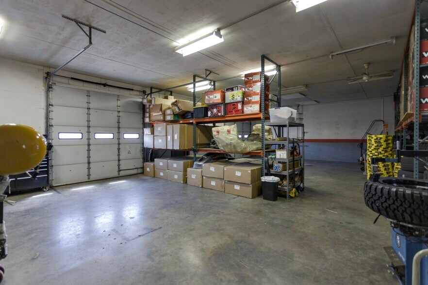 More Photos Of 510 W 28th St, Buena Vista Warehouse For Sale