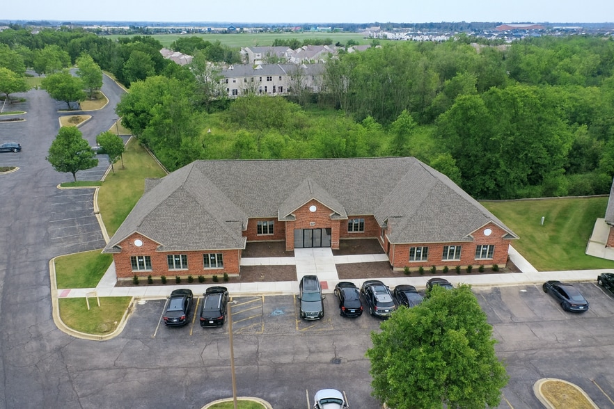 More Photos Of 3949 75th St, Aurora Medical For Sale