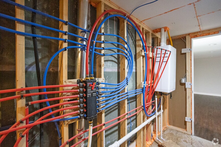 More Photos Of 1199 Central Ave, Dubuque Apartments For Sale