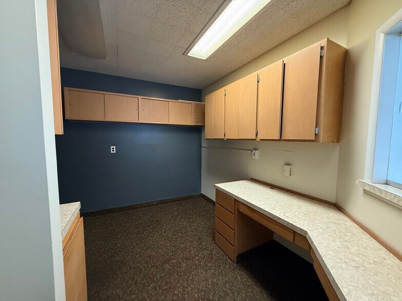 More Photos Of 118-124 Cole Rd, Monroe Medical For Sale