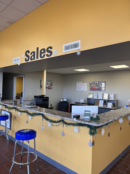 More Photos Of 791 York Rd, Gettysburg General Retail For Sale