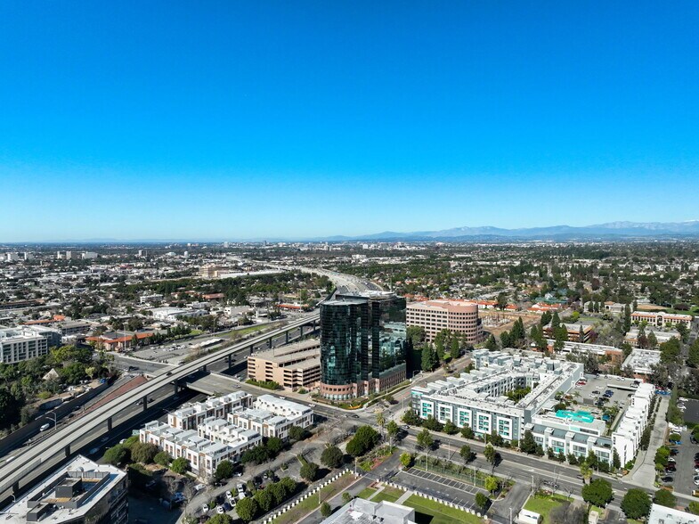 More Photos Of 1851 E 1st St, Santa Ana Office For Lease