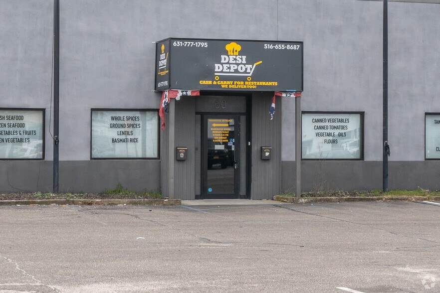 More Photos Of 60 Milbar Blvd, Farmingdale Warehouse For Lease