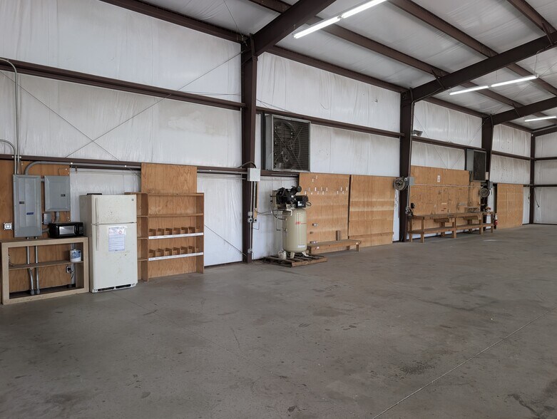 More Photos Of 9755 S. R. Florida 121 S, Macclenny Warehouse For Lease