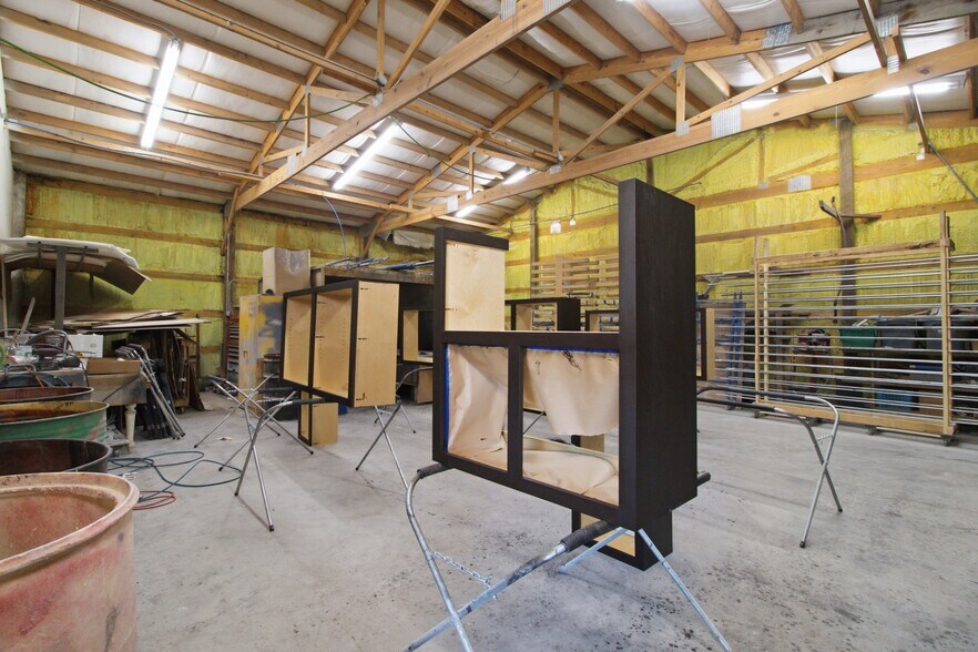 More Photos Of 1398 S Valley Rd, West Plains General Retail For Sale