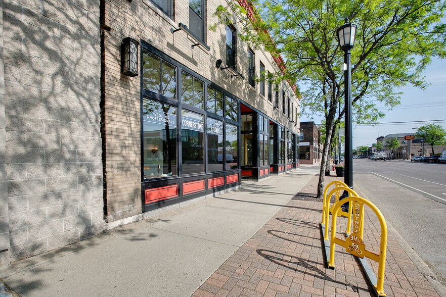 More Photos Of 2220-2226 N Central Ave, Saint Anthony Storefront Retail Office For Lease