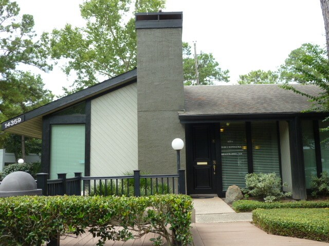 More Photos Of 14343 Torrey Chase Blvd, Houston Office For Sale