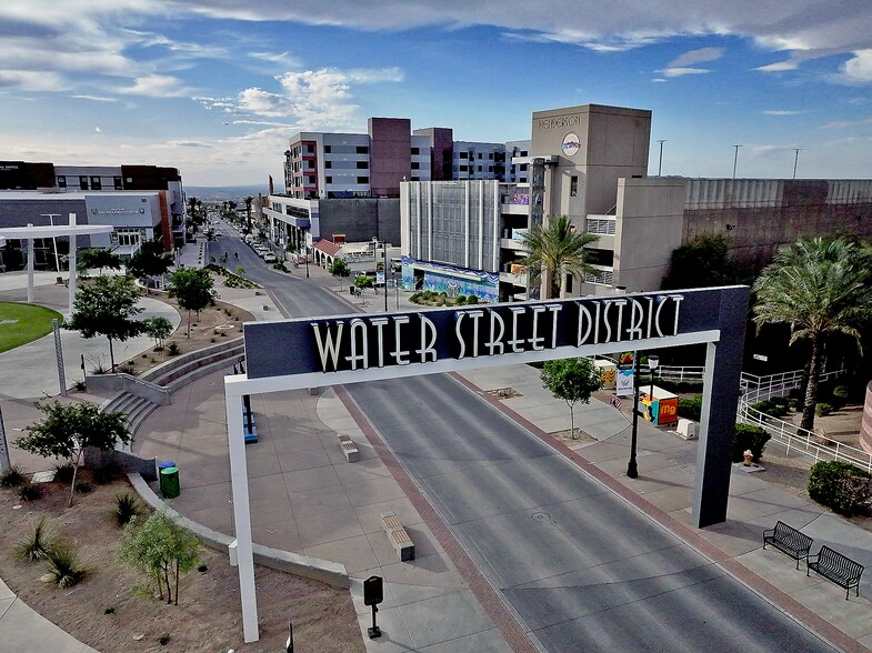 More Photos Of 215-219 S Water St, Henderson Apartments For Lease