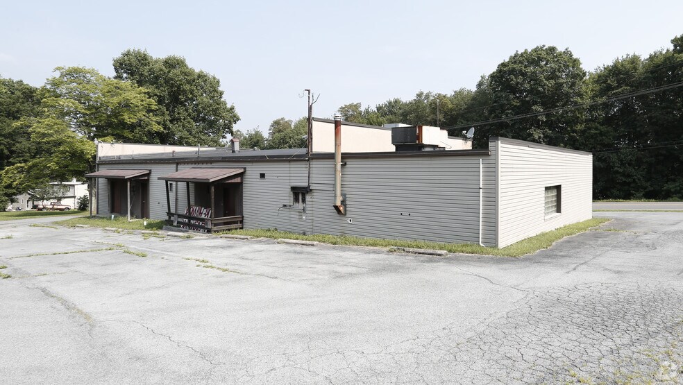 More Photos Of 628 Route 56, Seward Office For Lease