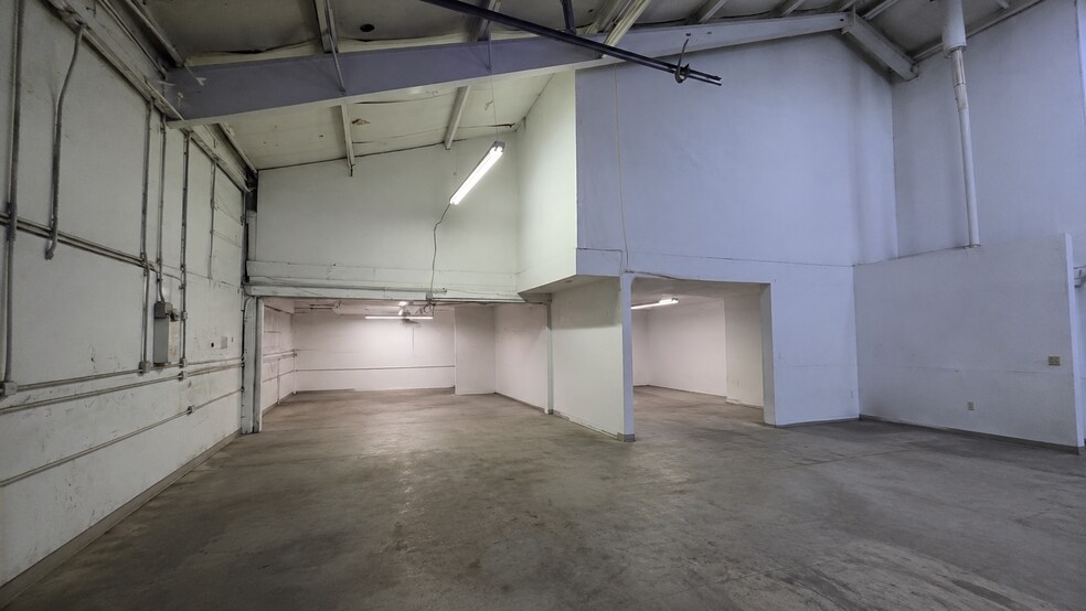 More Photos Of 2791-2795 Industrial Ln, Broomfield Warehouse For Lease